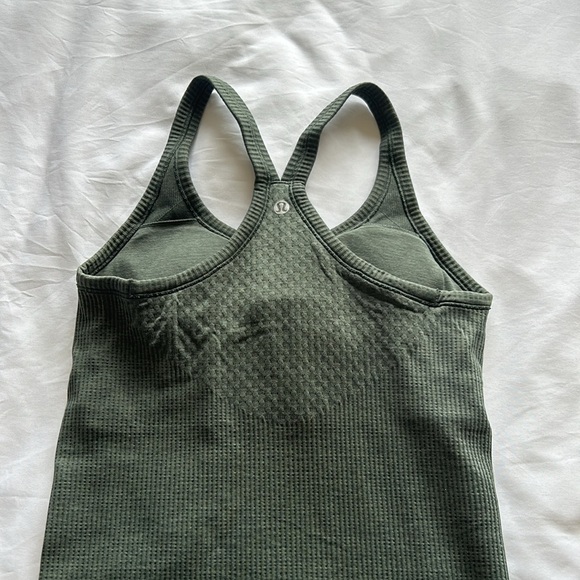Lululemon Top - Picture 3 of 3